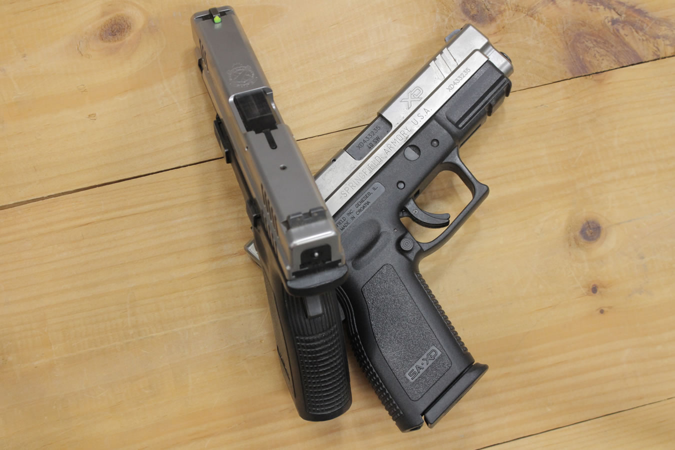 Springfield XD-40 40 S&W Bi-Tone Police Trade-ins (Fair Condition) Springfield XD-40 40 S&W Bi-Tone Police Trade-ins (Fair Condition) - Firearms - P80 Kit